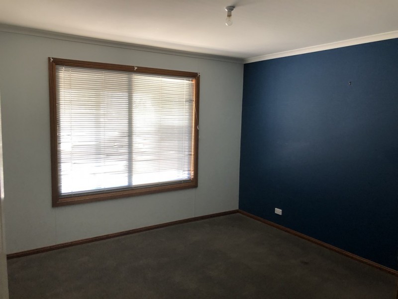 73 Mount Street, Gundagai NSW 2722