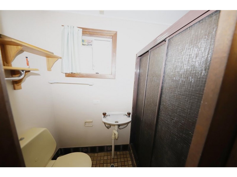 6 Elphick Street, Tumut NSW 2720