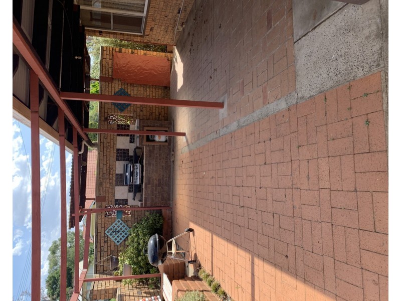 10 Colwell Street, Tumut NSW 2720