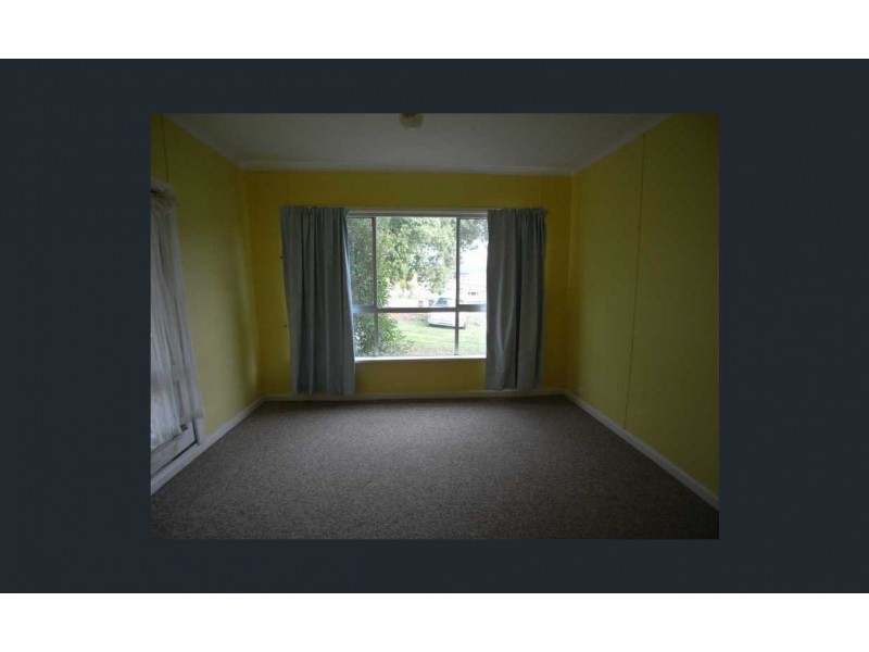 66 West Street, Gundagai NSW 2722