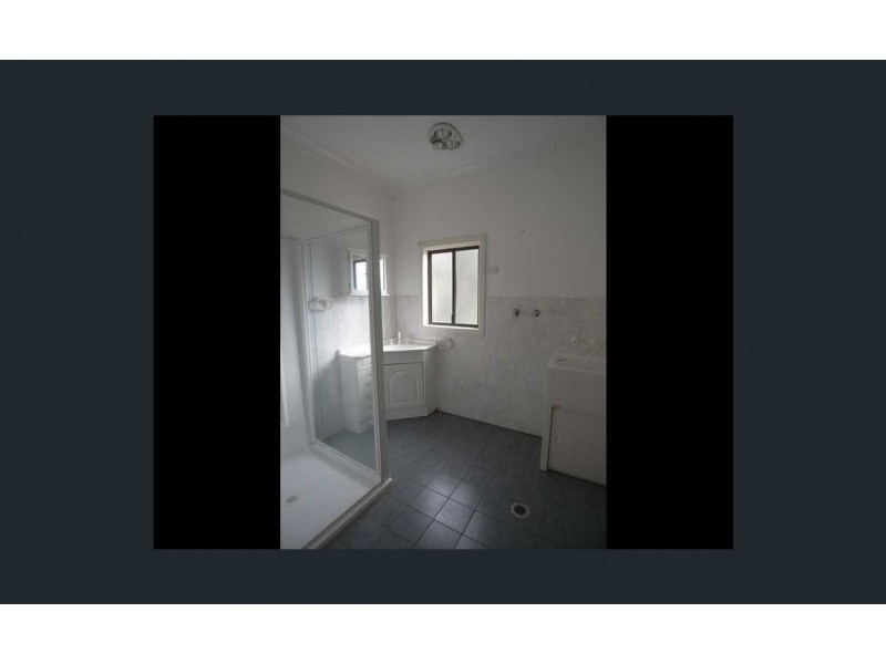 66 West Street, Gundagai NSW 2722