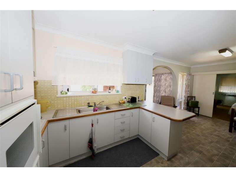 38a Forest Street, Tumut NSW 2720