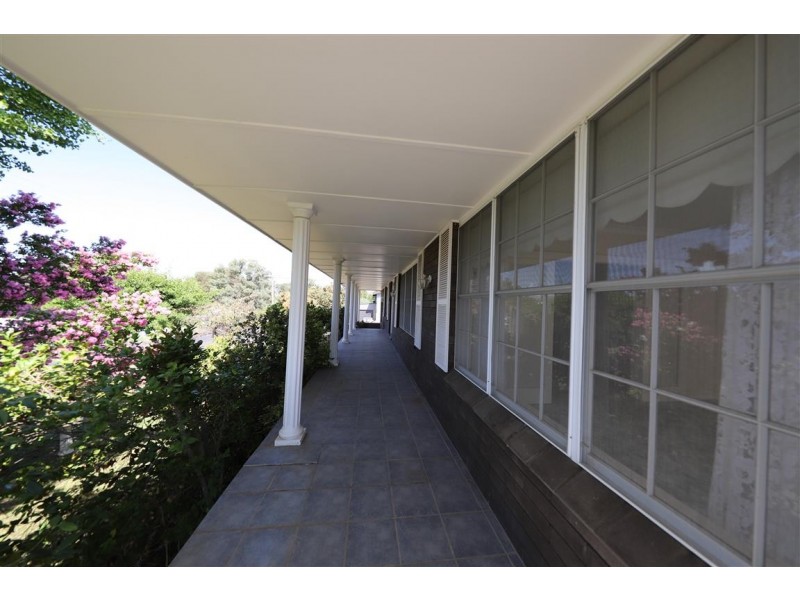 81 Lambie Street, Tumut NSW 2720