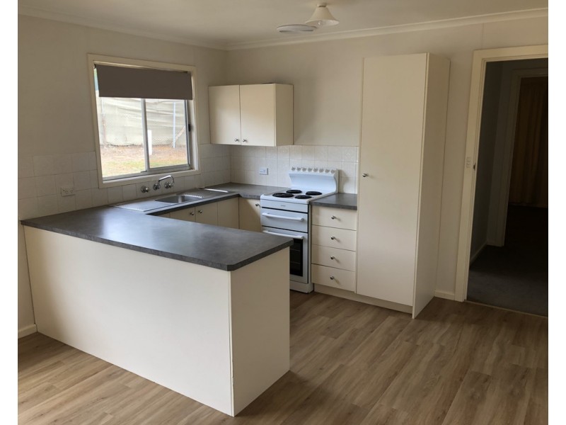 15 Eagle Street, Gundagai NSW 2722