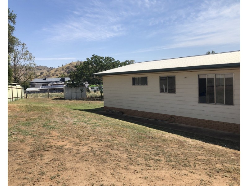 15 Eagle Street, Gundagai NSW 2722