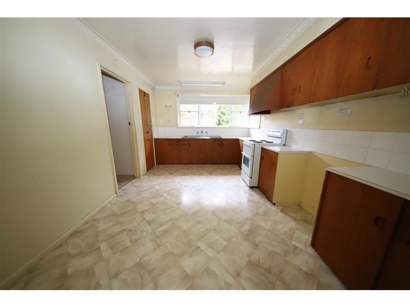 217 Wynyard Street, Tumut NSW 2720