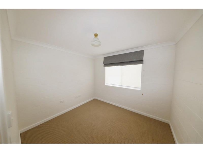 1/9 Kaleema Crescent, Tumut NSW 2720