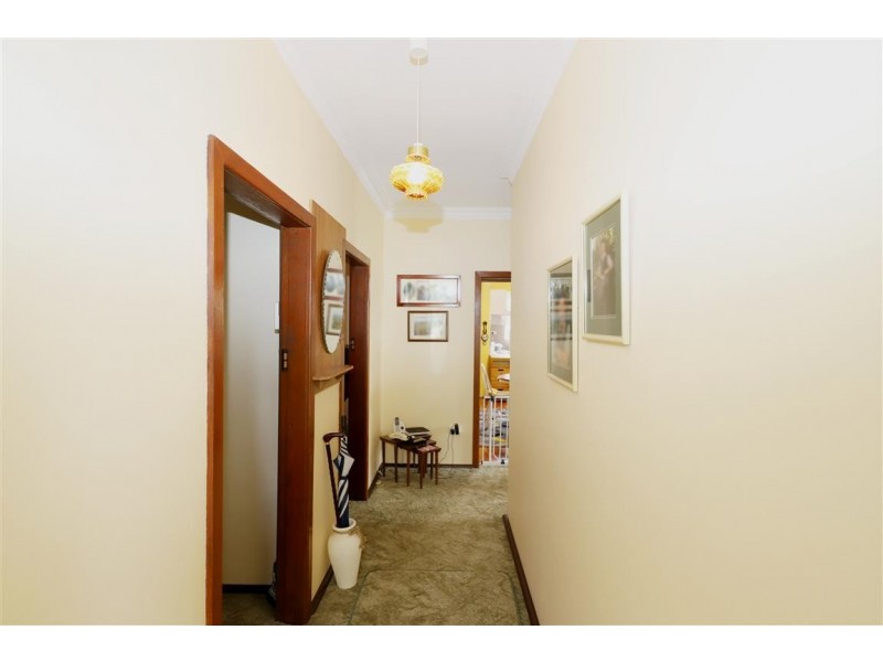 63 Richmond Street, Tumut NSW 2720