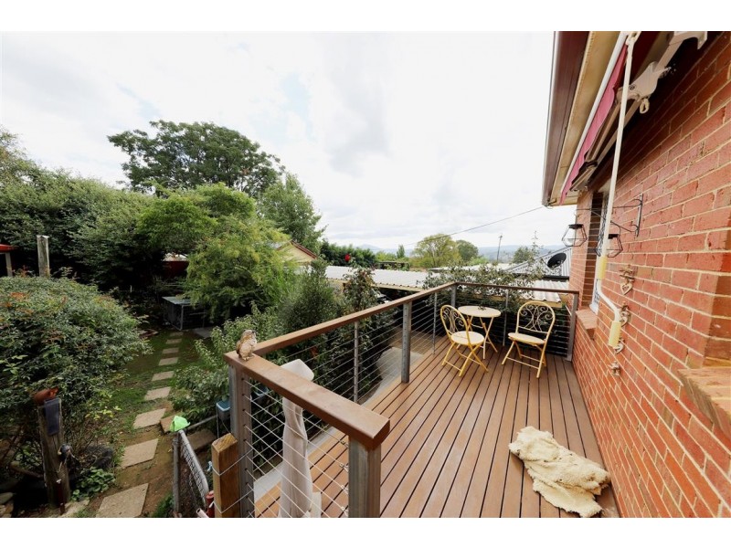 63 Richmond Street, Tumut NSW 2720