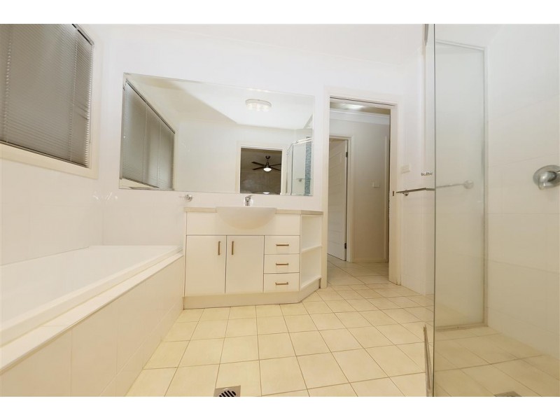 8/65 Broughton Street, Tumut NSW 2720