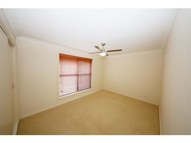 8/65 Broughton Street, Tumut NSW 2720