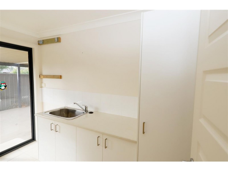 8/65 Broughton Street, Tumut NSW 2720