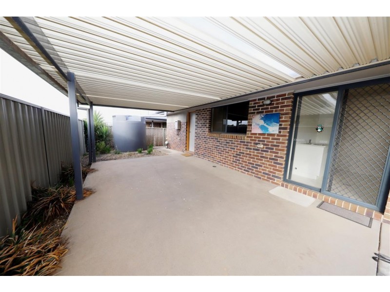 8/65 Broughton Street, Tumut NSW 2720