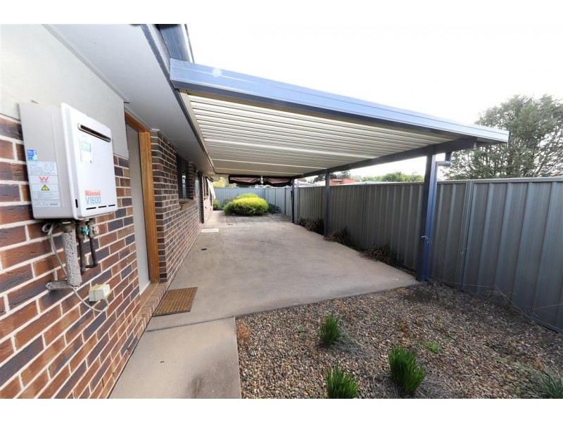 8/65 Broughton Street, Tumut NSW 2720
