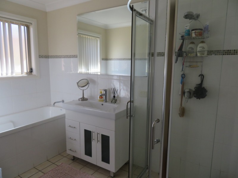 1/127 Hanley Street, Gundagai NSW 2722