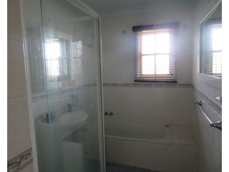 25 Homer Street, Gundagai NSW 2722