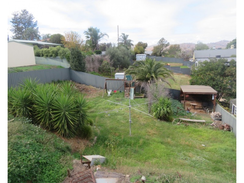 25 Homer Street, Gundagai NSW 2722