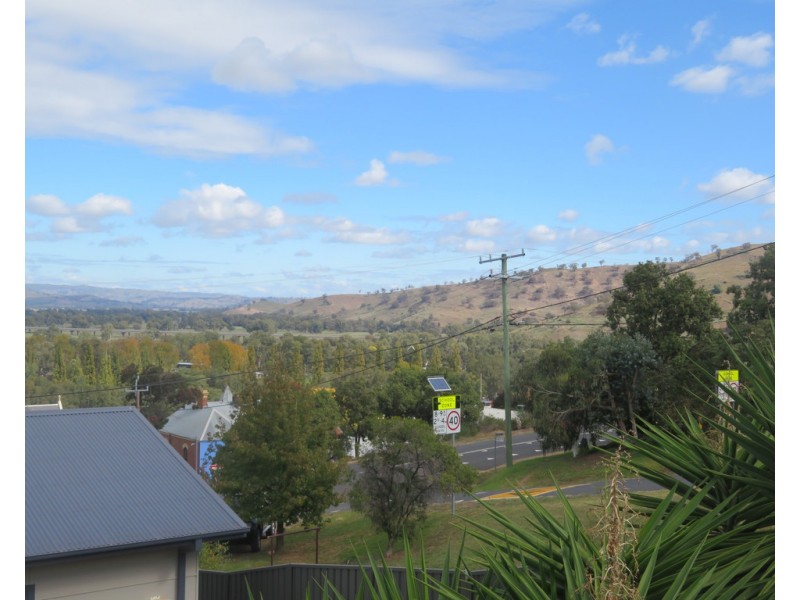 25 Homer Street, Gundagai NSW 2722