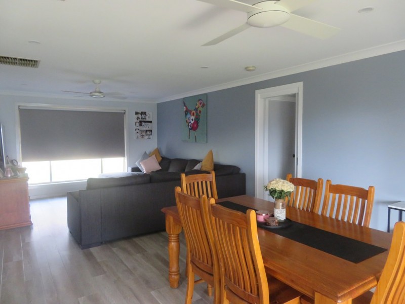 132 West Street, Gundagai NSW 2722