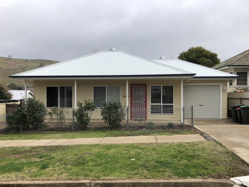 1/147 Hanley Street, Gundagai NSW 2722