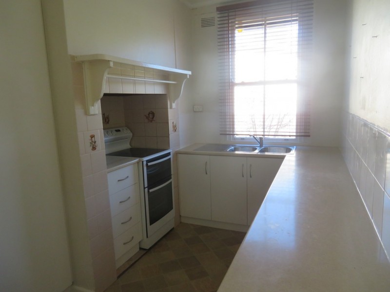 12 Otway Street, Gundagai NSW 2722