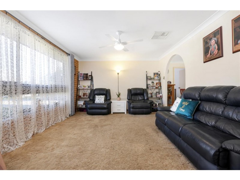 13 Tumut Street, Tumut NSW 2720