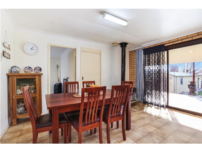 13 Tumut Street, Tumut NSW 2720