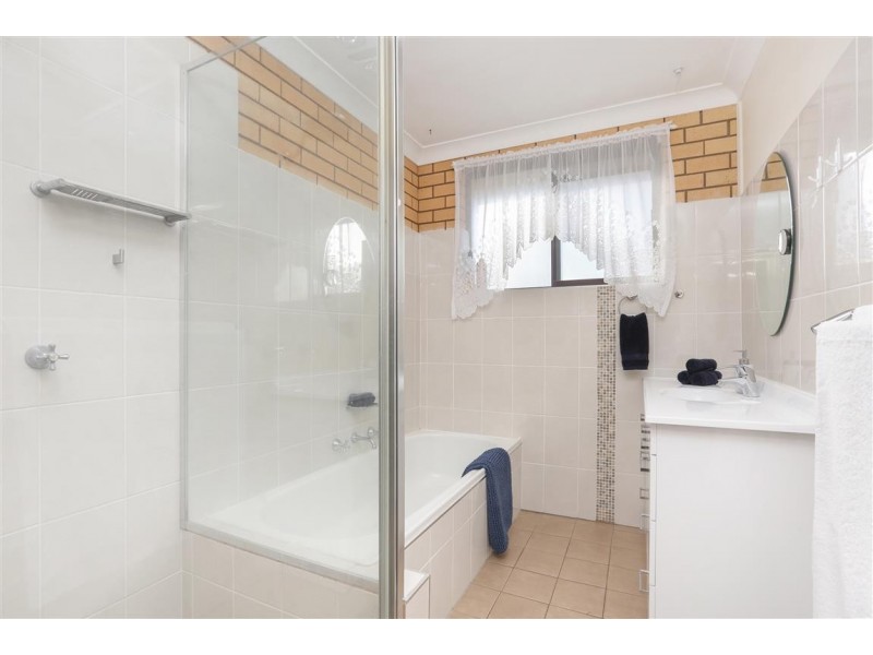 13 Tumut Street, Tumut NSW 2720
