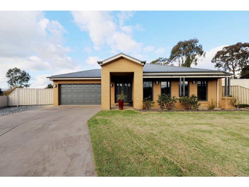 37-39 Jeffery Circuit, Tumut NSW 2720