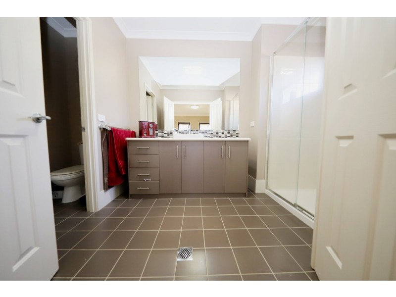 37-39 Jeffery Circuit, Tumut NSW 2720