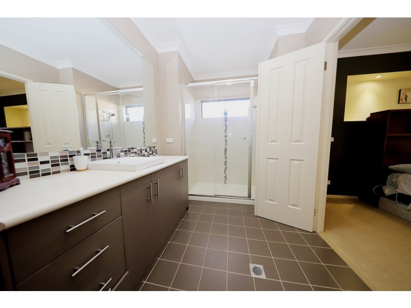 37-39 Jeffery Circuit, Tumut NSW 2720