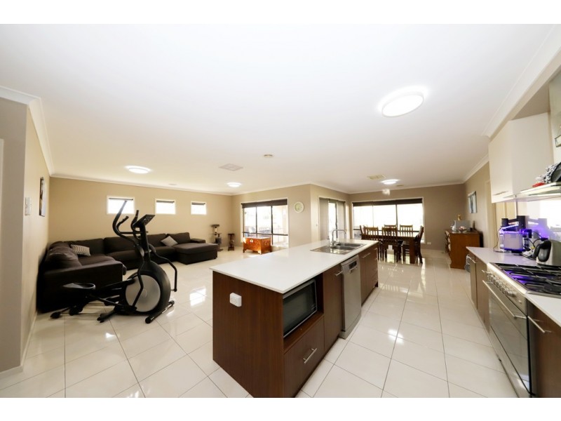 37-39 Jeffery Circuit, Tumut NSW 2720