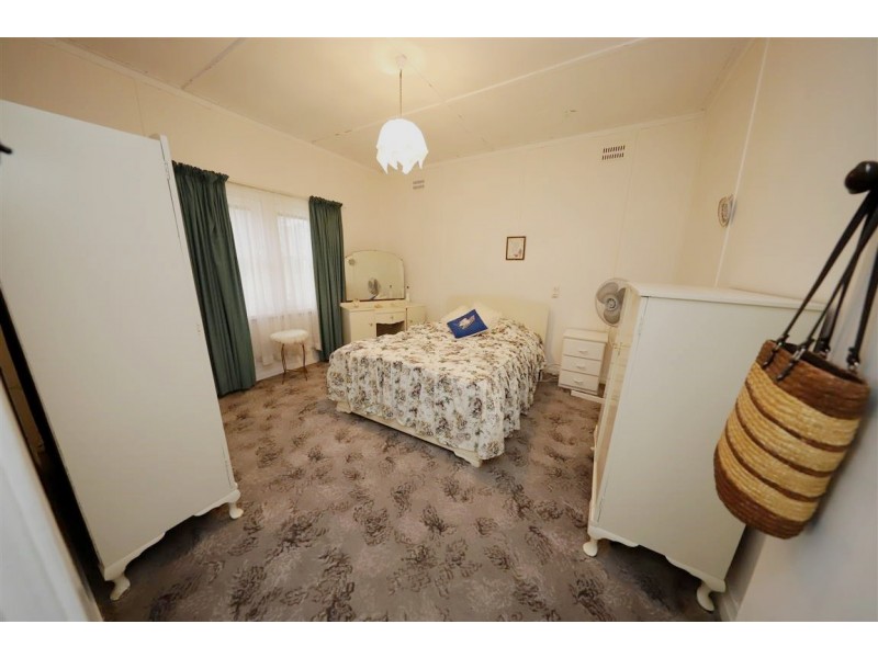 46 Currawong Road, Tumut NSW 2720