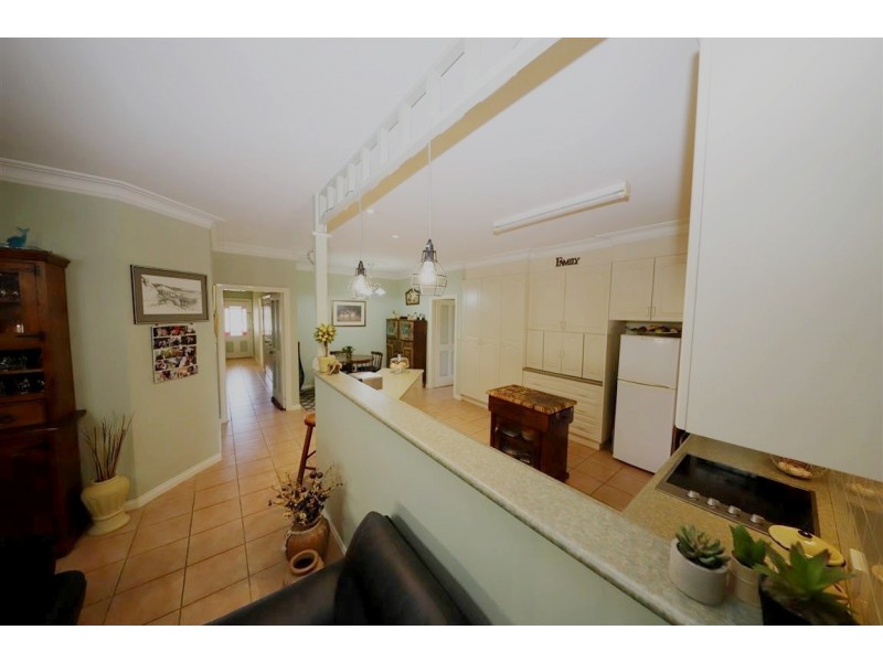 10 Royden Close, Batlow NSW 2730