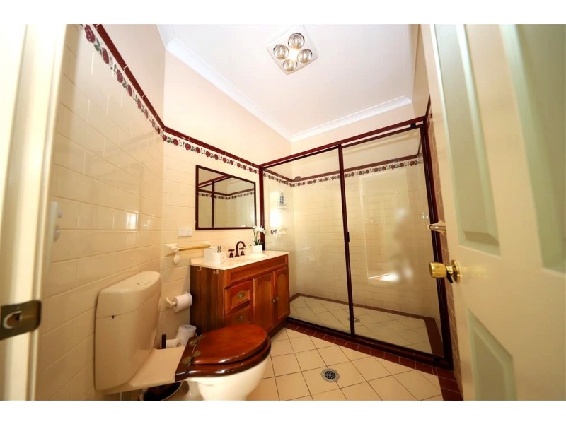 10 Royden Close, Batlow NSW 2730