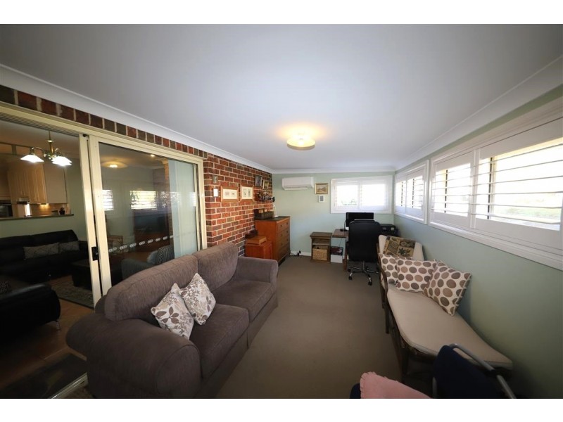 10 Royden Close, Batlow NSW 2730