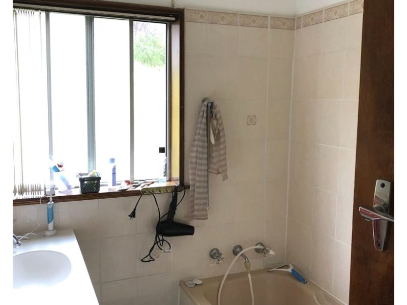 30 Sunnyside Avenue, Batlow NSW 2730