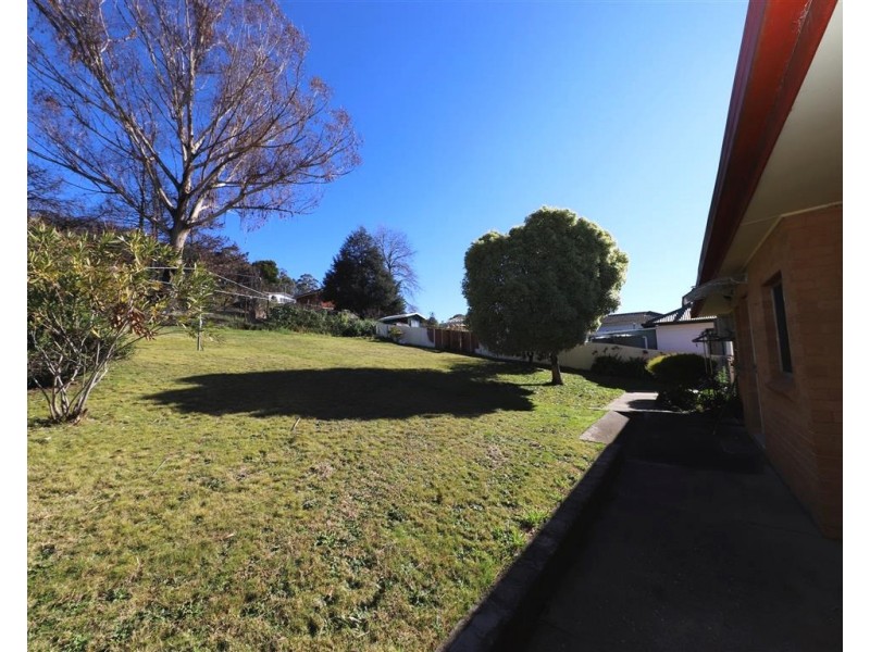 30 Sunnyside Avenue, Batlow NSW 2730