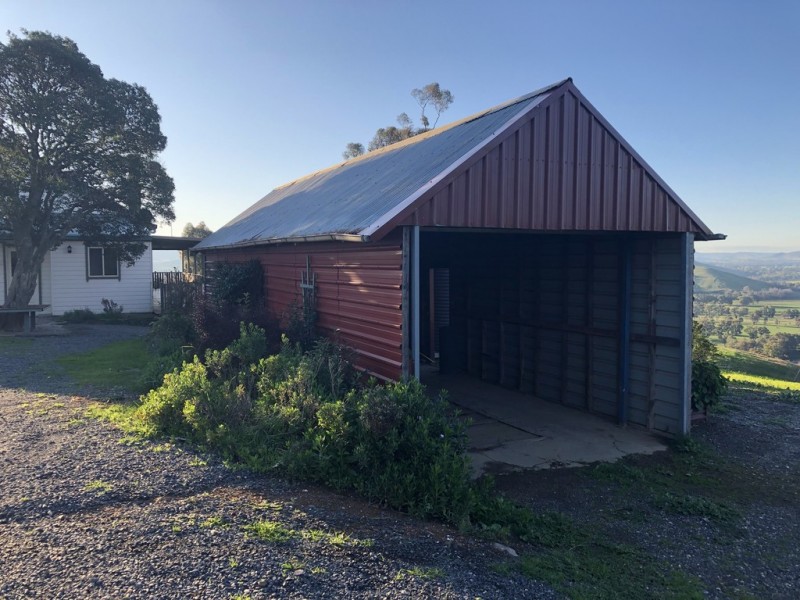 15 Fry Street, South Gundagai NSW 2722