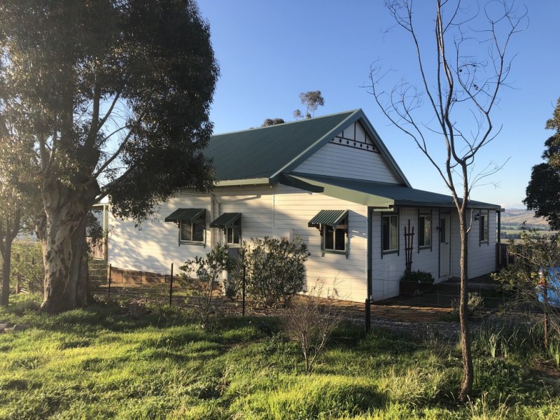 15 Fry Street, South Gundagai NSW 2722