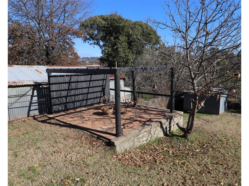 1 Camp Street, Adelong NSW 2729