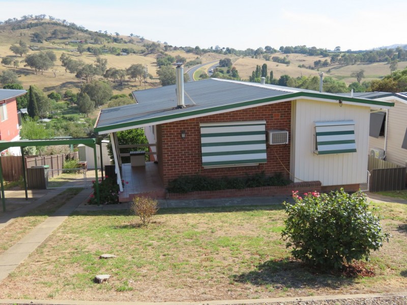 19 Francis Avenue, Gundagai NSW 2722