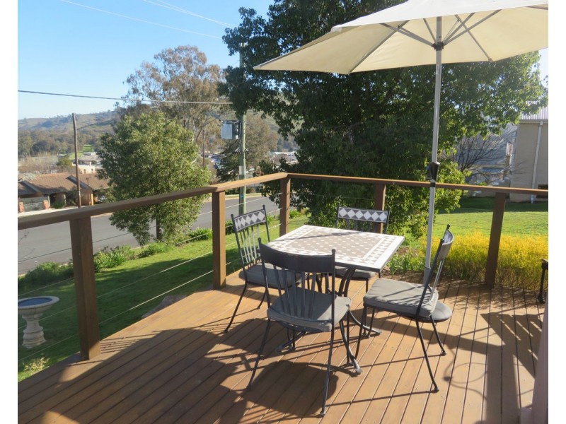 91 Punch Street, Gundagai NSW 2722