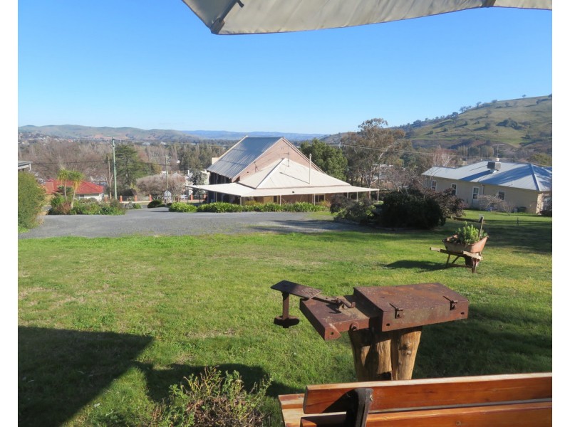 91 Punch Street, Gundagai NSW 2722