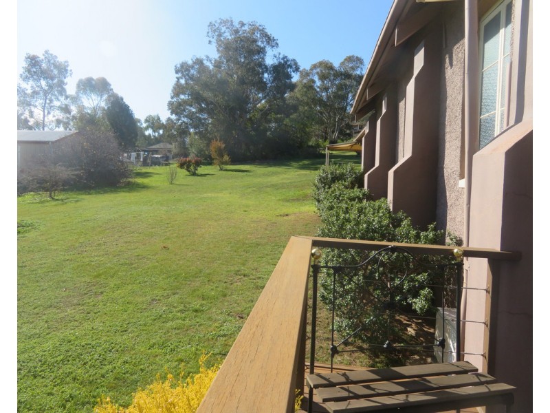91 Punch Street, Gundagai NSW 2722