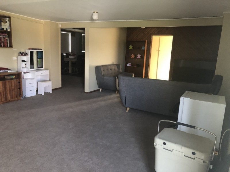 21 Kinred Street, Tumut NSW 2720