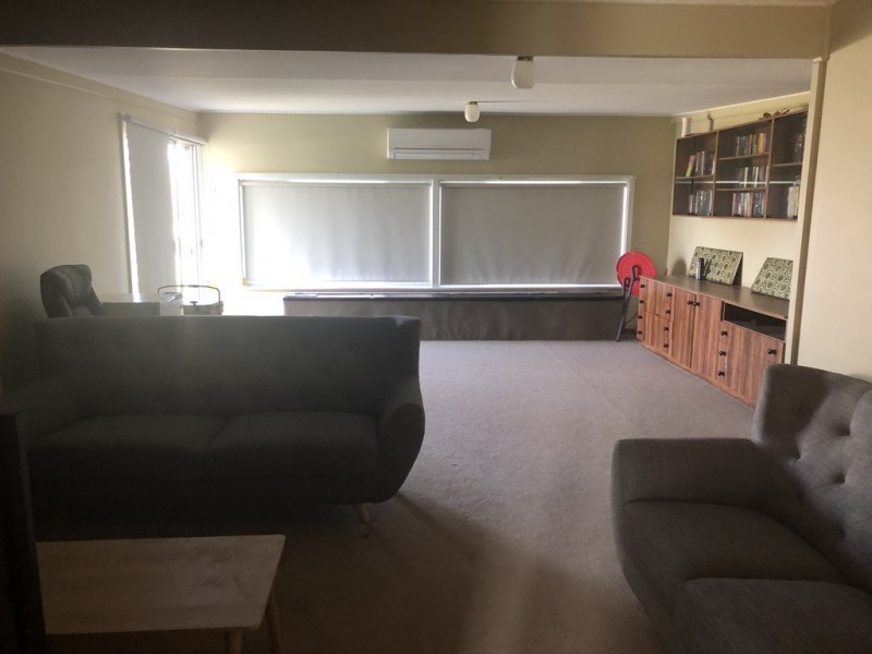 21 Kinred Street, Tumut NSW 2720