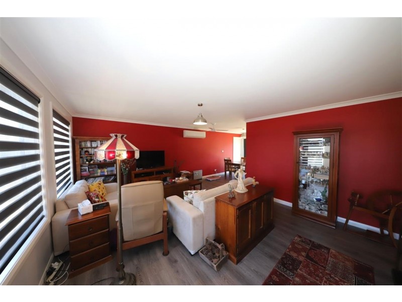 4/63 Bundara Crescent, Tumut NSW 2720