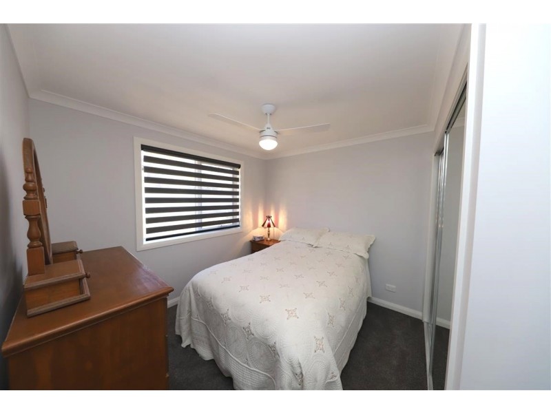 4/63 Bundara Crescent, Tumut NSW 2720