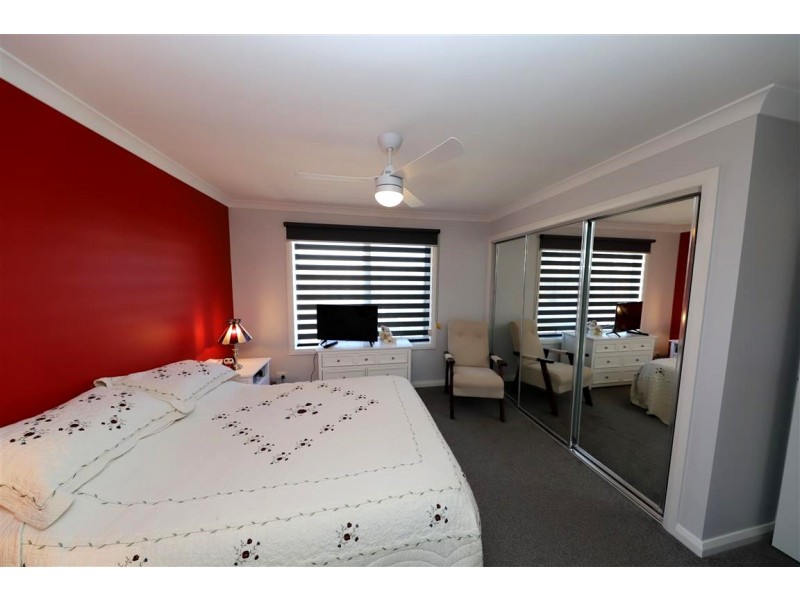 4/63 Bundara Crescent, Tumut NSW 2720